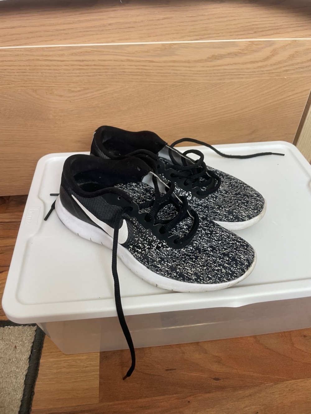 Nike Black & White Knit Athletic Sneakers
